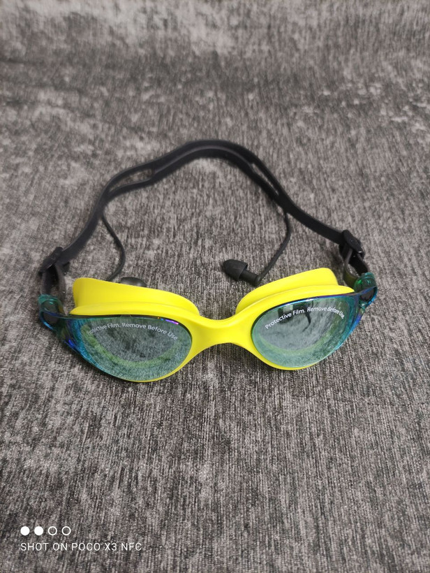عینک شنا گوشگیر دار |وارداتی|برند اسپیدو speedo